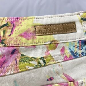 Nicki Minaj Shorts Rolled leg